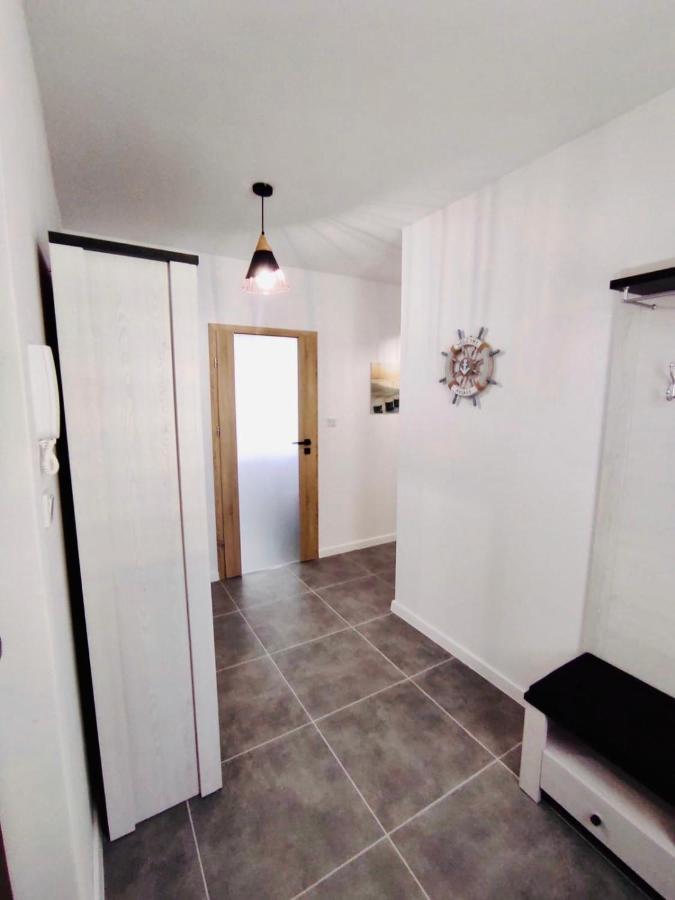 Apartament Błękit Fal Ustka Apartment Bagian luar foto
