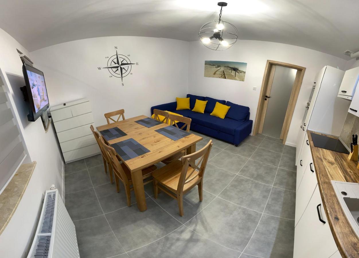 Apartament Błękit Fal Ustka Apartment Bagian luar foto